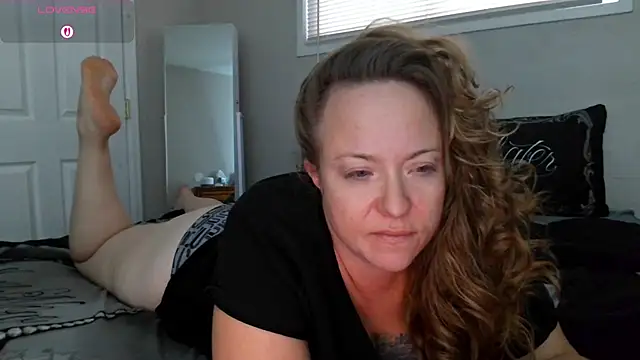 julimonroe online show from November 23, 9:25 pm