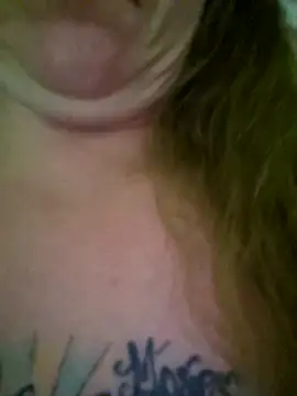 julimonroe online show from April 8, 11:12 am