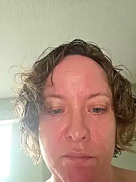 julimonroe online show from May 2, 1:38 pm