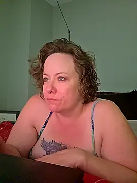 julimonroe online show from April 22, 2:51 am