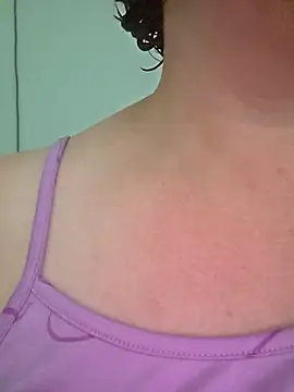 julimonroe online show from May 12, 11:49 am