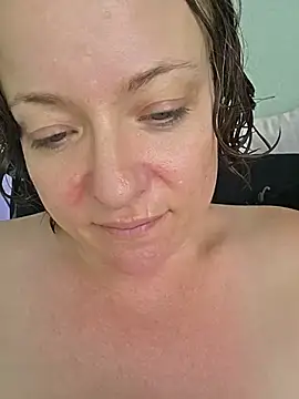 julimonroe online show from May 24, 8:09 pm