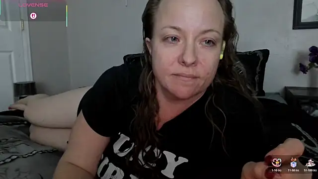 julimonroe online show from November 30, 2:56 am