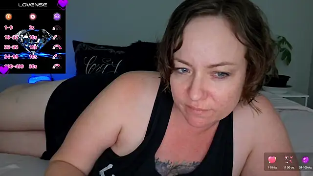 julimonroe online show from May 20, 3:14 am