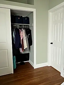 julimonroe online show from March 24, 2:17 pm