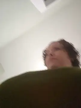 julimonroe online show from May 20, 4:48 pm