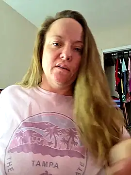 julimonroe online show from December 2, 8:21 pm