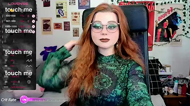 Snapshot of StellaMilla chatting on March 16, 12:01 am StellaMilla online show from March 16, 12:01 am