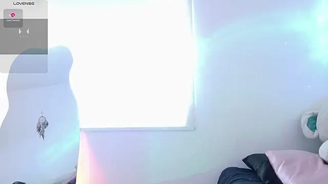 Snapshot of Lia_Tinez chatting on May 1, 9:20 pm Lia Tinez online show from May 1, 9:20 pm