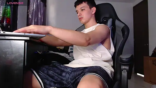 Angel-Twink online show from February 9, 9:46 pm