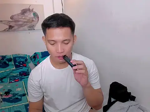 xSebastian19 online show from December 21, 9:37 pm