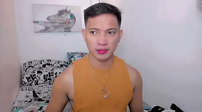 Snapshot of xSebastian19 chatting on February 26, 5:21 pm xSebastian19 online show from February 26, 5:21 pm