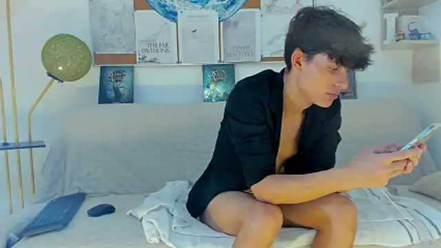 logan thomas online show from February 2, 6:51 pm