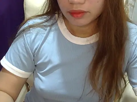 Snapshot of ___zurIII09_ chatting on June 21, 8:47 pm zurIII09 online show from June 21, 8:47 pm