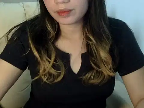    zurIII09  online show from October 2, 10:29 am