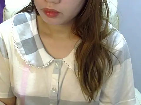    zurIII09  online show from January 13, 9:30 pm