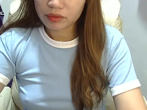    zurIII09  online show from April 13, 2:43 pm