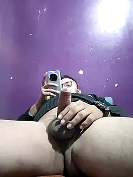 Chiquitopapa69 online show from January 14, 4:10 pm