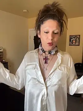 Snapshot of spoilbadkittynow chatting on March 9, 4:10 pm spoilbadkittynow online show from March 9, 4:10 pm