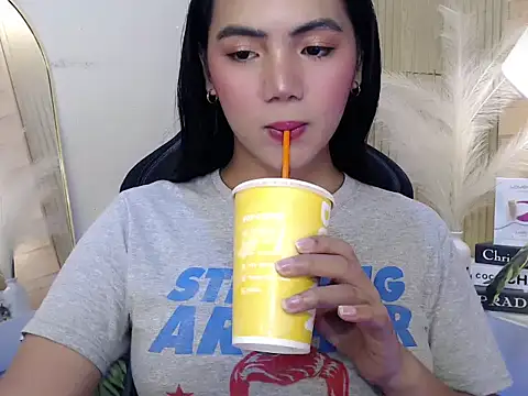 Snapshot of Martha_pookerxxx chatting on October 3, 6:09 pm Martha pookerxxx online show from October 3, 6:09 pm