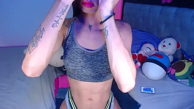 Snapshot of Pamelanicole chatting on October 22, 11:03 pm Pamelanicole online show from October 22, 11:03 pm