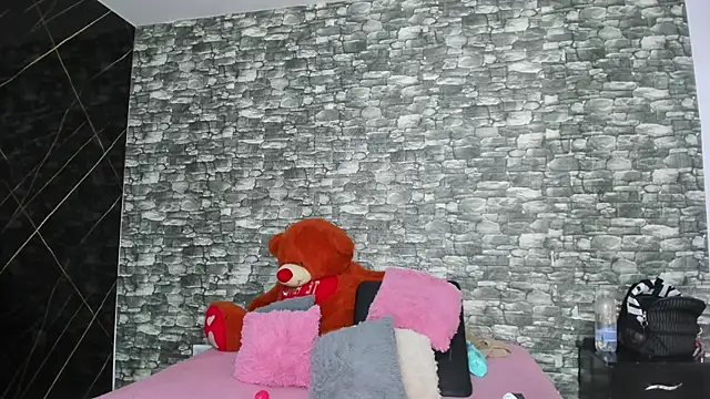 HeidyWillss online show from December 20, 7:50 pm