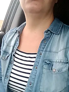 Saysomething3 online show from October 6, 8:37 am