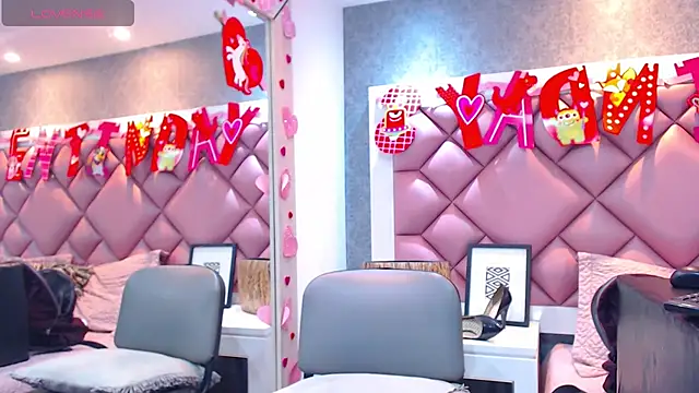 DanielaDuff online show from September 27, 7:53 pm