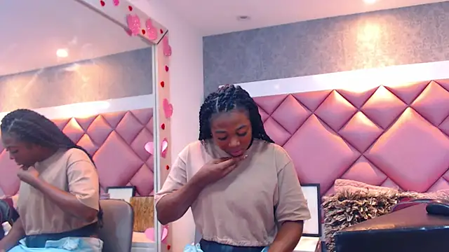 DanielaDuff online show from February 14, 7:36 pm