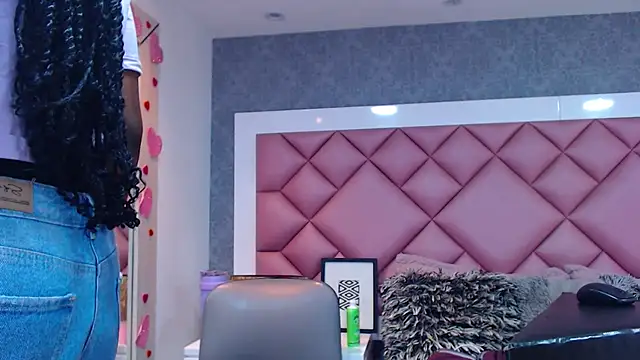 DanielaDuff online show from February 16, 7:56 pm