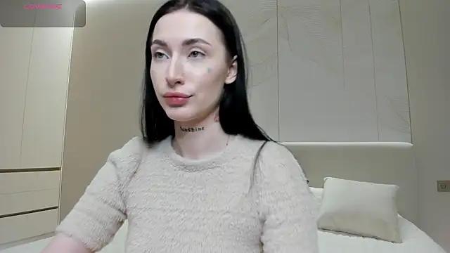 JenniferQueen11 online show from March 11, 4:56 pm