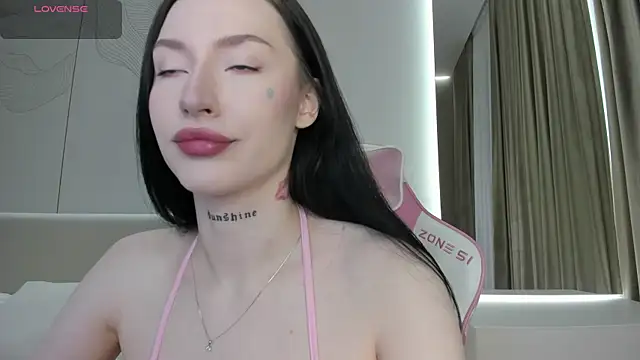 JenniferQueen11 online show from May 27, 7:54 pm