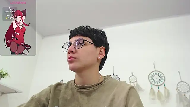 bad giirl  online show from September 25, 6:14 pm