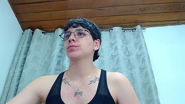 bad giirl  online show from October 17, 6:32 pm