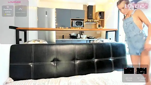 ElizSweet online show from January 15, 7:01 am