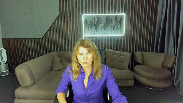 Snapshot of Anabell_xxx chatting on October 9, 5:35 pm Anabell xxx online show from October 9, 5:35 pm