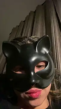 nenalayla online show from November 25, 6:30 pm