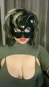 nenalayla online show from February 3, 5:40 pm