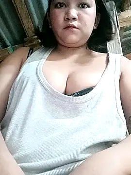 milkytitsmom4u online show from September 21, 4:12 pm