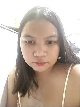 milkytitsmom4u online show from February 18, 6:22 am