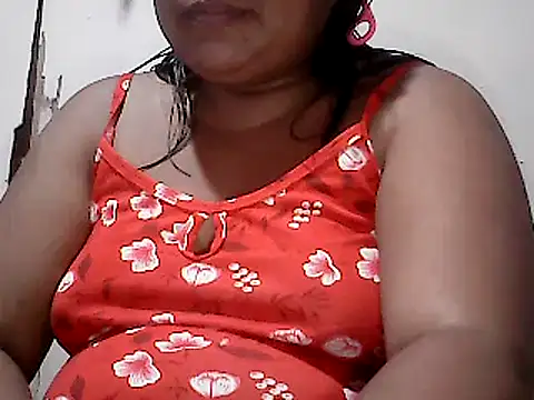 Snapshot of HotsweetPINAY69 chatting on December 2, 4:15 am HotsweetPINAY69 online show from December 2, 4:15 am