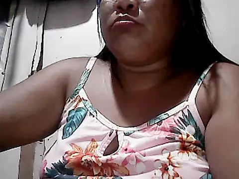 Snapshot of HotsweetPINAY69 chatting on December 17, 5:40 am HotsweetPINAY69 online show from December 17, 5:40 am