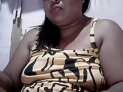 Snapshot of HotsweetPINAY69 chatting on December 16, 11:07 pm HotsweetPINAY69 online show from December 16, 11:07 pm