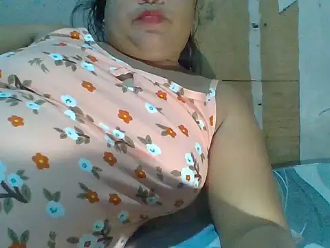 Snapshot of HotsweetPINAY69 chatting on October 2, 3:21 am HotsweetPINAY69 online show from October 2, 3:21 am