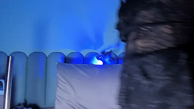 littless angel online show from November 29, 4:23 am