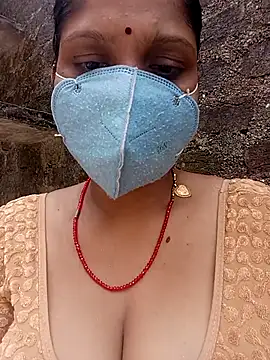 Snapshot of Lattika-Bhabhi chatting on September 22, 7:14 am Lattika-Bhabhi online show from September 22, 7:14 am