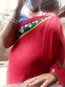 Snapshot of Lattika-Bhabhi chatting on September 9, 7:51 am Lattika-Bhabhi online show from September 9, 7:51 am