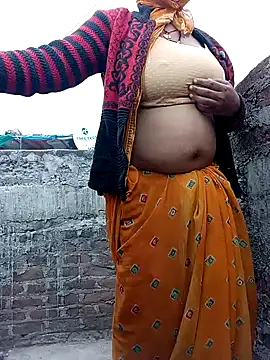 Snapshot of Lattika-Bhabhi chatting on January 16, 5:00 am Lattika-Bhabhi online show from January 16, 5:00 am