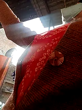Lattika-Bhabhi online show from February 11, 11:32 am