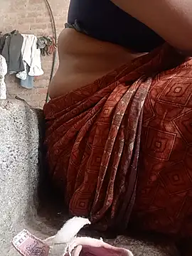 Snapshot of Lattika-Bhabhi chatting on June 16, 9:09 am Lattika-Bhabhi online show from June 16, 9:09 am